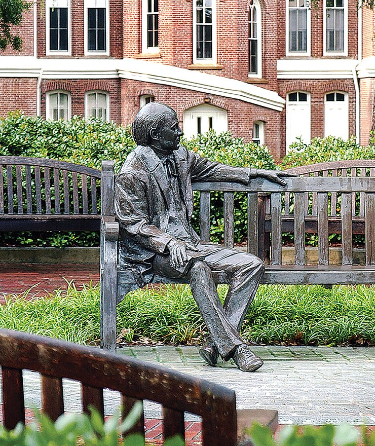 The Jesse Mercer statue on the Macon campus.