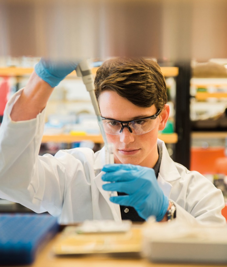 Luke Jones, senior, neuroscience major